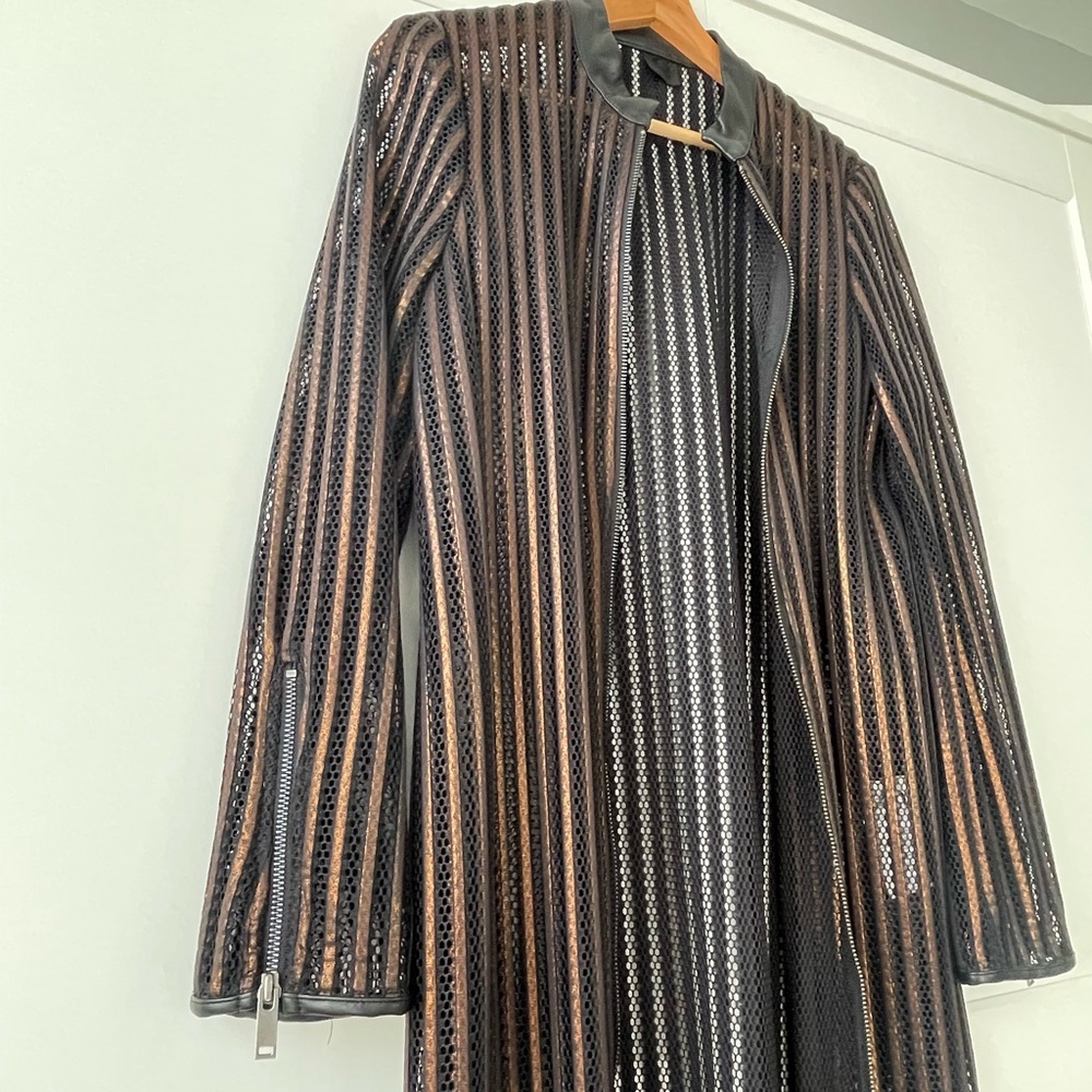 Jacket - Picture 3 of 4